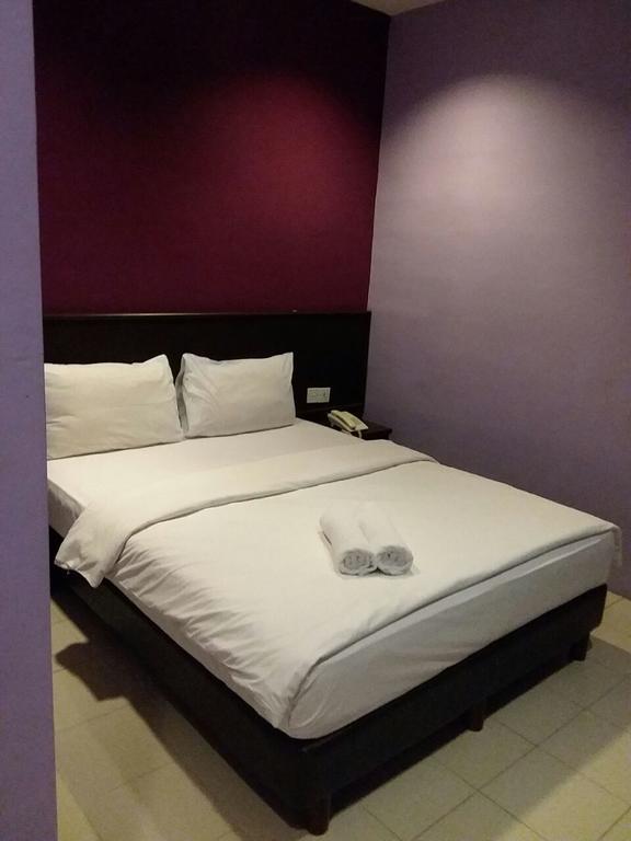 Bary Inn, Klia & Klia2 - 24 Hours Free Airport Pick-Up Sepang Buitenkant foto