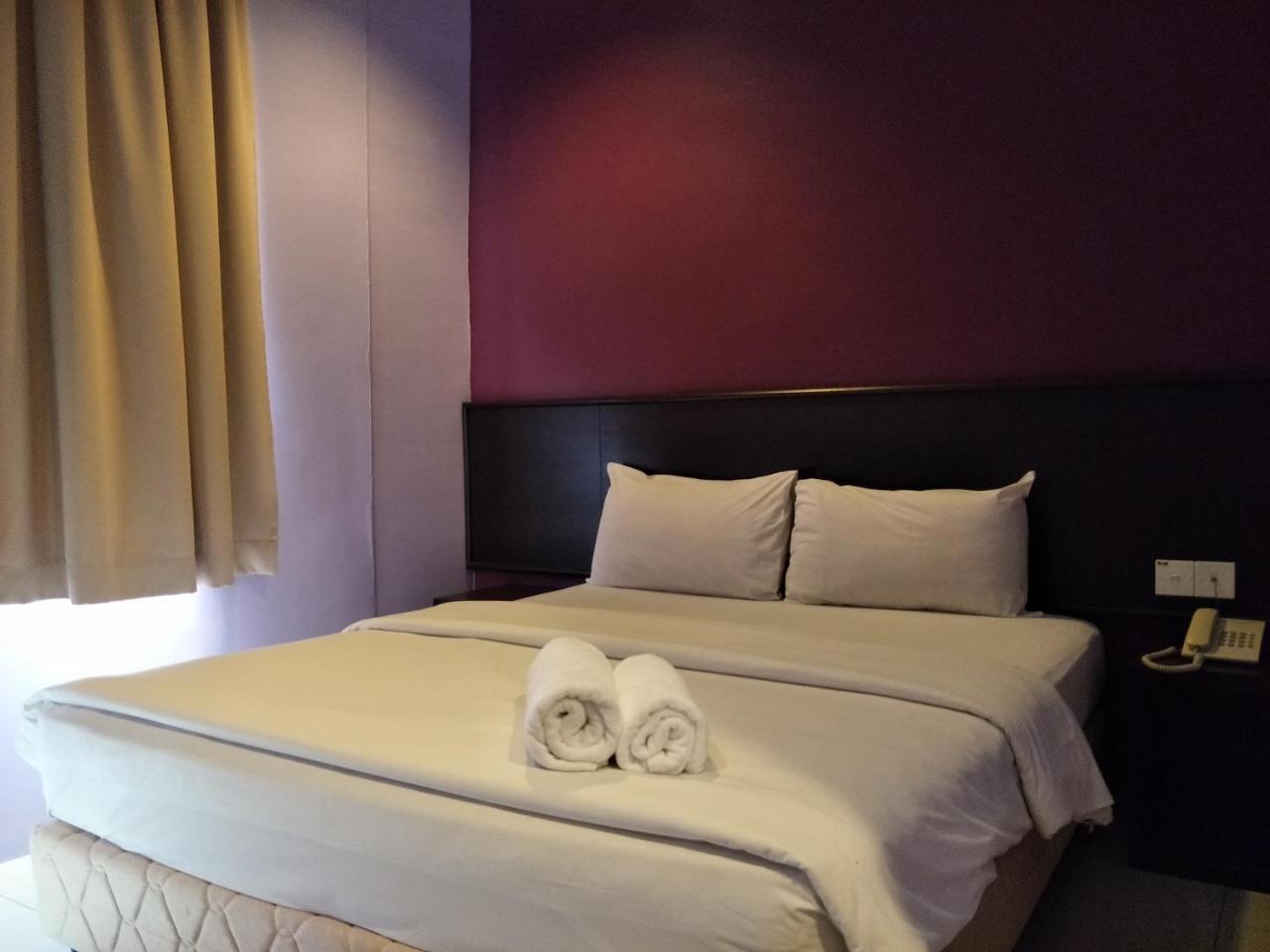 Bary Inn, Klia & Klia2 - 24 Hours Free Airport Pick-Up Sepang Buitenkant foto